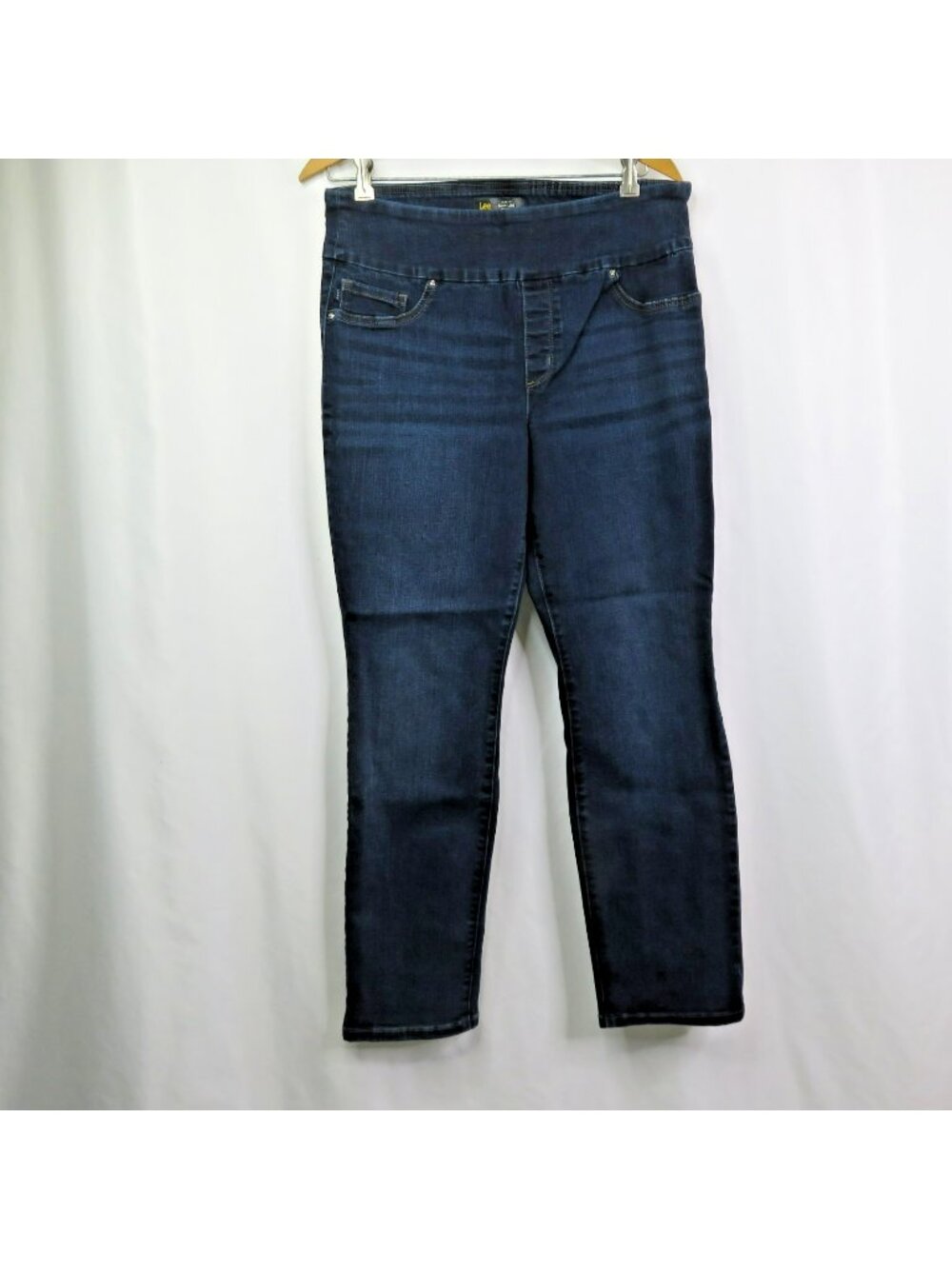 Lee Jeans Sculpting Slim Fit 12 Short Pull On Slim Leg Mid Rise Blue Petite